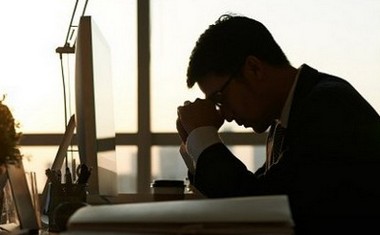 наложить запрет на выезд ребенка